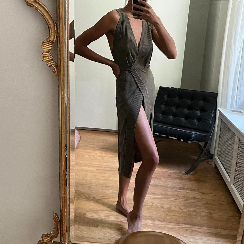 SOLD ON DEPOP Free People Tunic Slip Leg